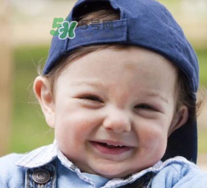 怎么判斷肚子里面有沒有蟲？孩子肚子里面有蟲子什么癥狀？