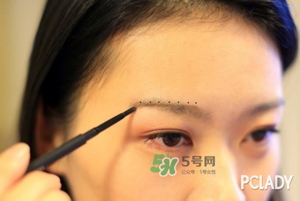 mac眉筆怎么用？mac魅可眉筆怎么削