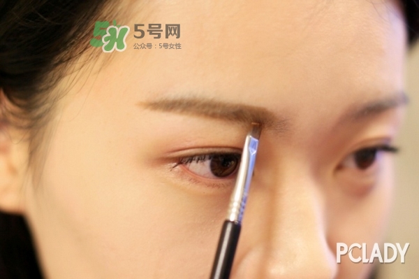 mac眉筆怎么用？mac魅可眉筆怎么削