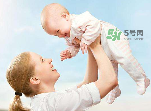 對寶寶大腦好的食物有哪些？寶寶吃什么補(bǔ)腦？