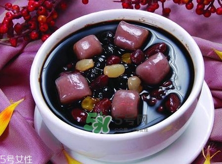 燒仙草是什么做的？燒仙草是發(fā)物嗎