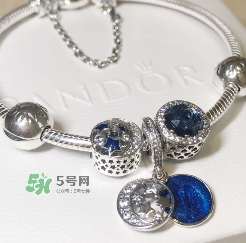 pandora復(fù)古夜空手鏈多少錢(qián)？潘多拉繁星夜空手鏈專(zhuān)柜價(jià)格