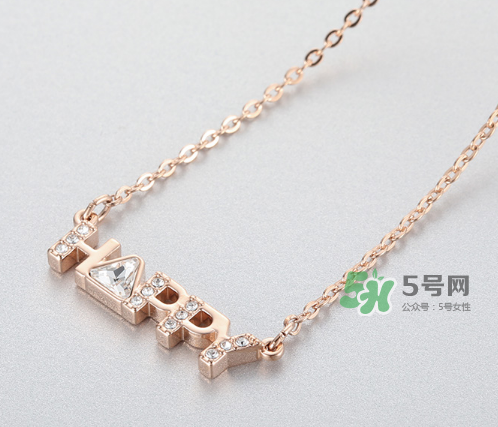 施華洛世奇七夕字母項鏈多少錢？施華洛世奇七夕字母項鏈專柜價格