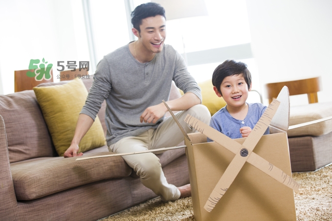 親子玩桌游，要刻意讓孩子贏嗎？