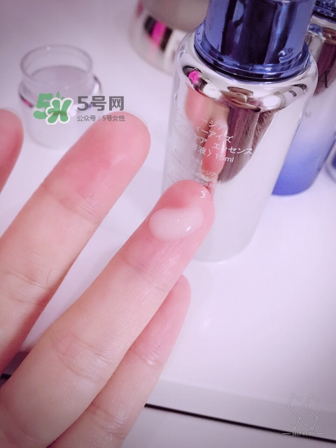 axxzia曉姿眼部精華怎么樣？曉姿眼部精華怎么用