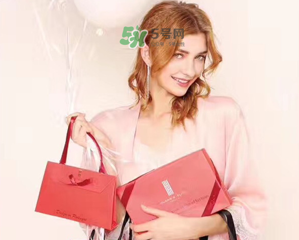 Huang s七夕限量版睡衣多少錢？Huang s七夕限量版睡衣價格