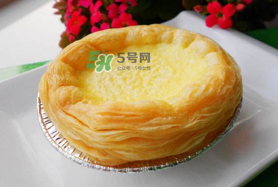 烤蛋撻烤箱預(yù)熱要多久？烤蛋撻用上火還是下火？