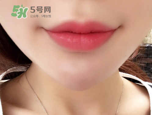 tf白管05和07哪個(gè)好看？tom ford白管05和07試色對(duì)比