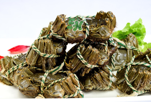 大閘蟹可以帶上飛機(jī)嗎？坐飛機(jī)可以帶大閘蟹嗎？