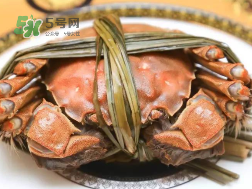 大閘蟹可以帶上飛機(jī)嗎？坐飛機(jī)可以帶大閘蟹嗎？