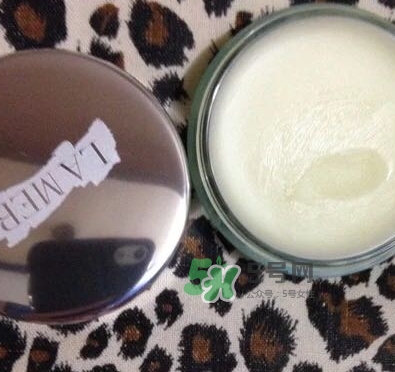 海藍(lán)之謎唇霜怎么用？海藍(lán)之謎修護(hù)唇霜使用方法