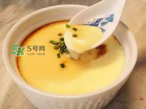 蒸雞蛋是冷水上鍋蒸嗎？蒸雞蛋是用冷水還是熱水？