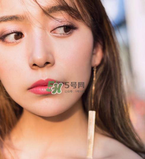 tf白管07是什么顏色？tom ford白管07適合黃皮嗎？