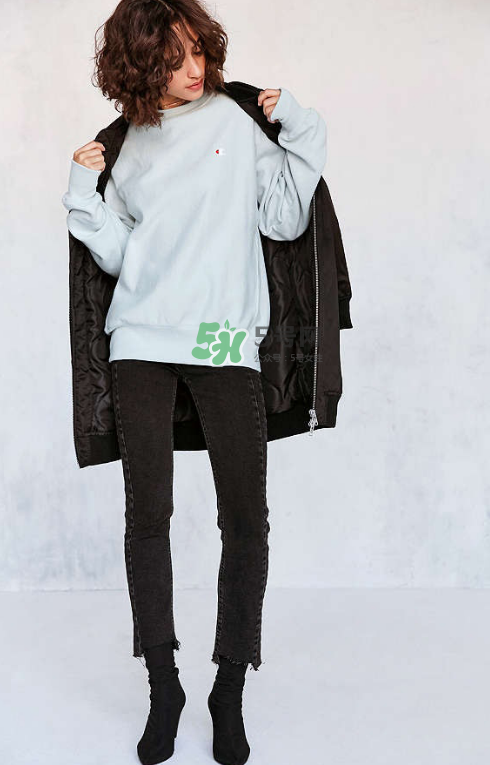 champion reverse weave套頭衫多少錢？champion糖果衛(wèi)衣價(jià)格