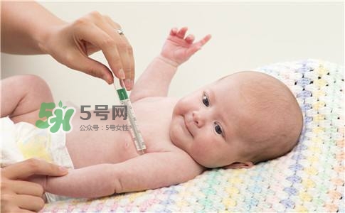 新手爸媽必看，七天教小嬰兒戒夜奶一覺(jué)到天亮