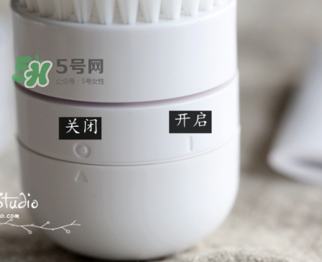 倩碧聲波潔面儀怎么充電？倩碧潔面儀充電燈不亮