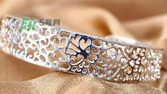 銀首飾可以以舊換新嗎？銀首飾以舊換新折舊費多少？