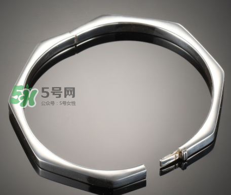 銀手鐲變黑了如何洗白？銀手鐲變黑怎么洗？