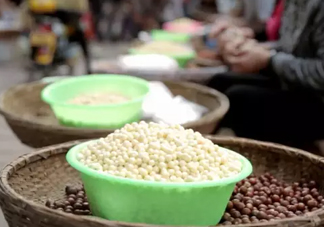 雞頭米是蓮子嗎？雞頭米是薏米嗎