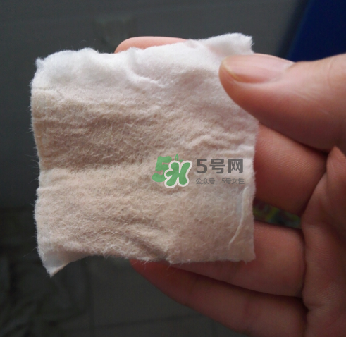 歐詩漫卸妝水怎么樣？歐詩漫卸妝水含酒精嗎？