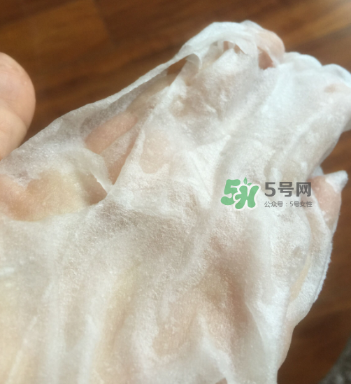 伊貝詩(shī)面膜怎么樣？伊貝詩(shī)面膜有熒光劑嗎？