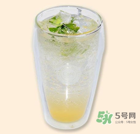 蘇打水是什么水？蘇打水喝多了會(huì)怎么樣？