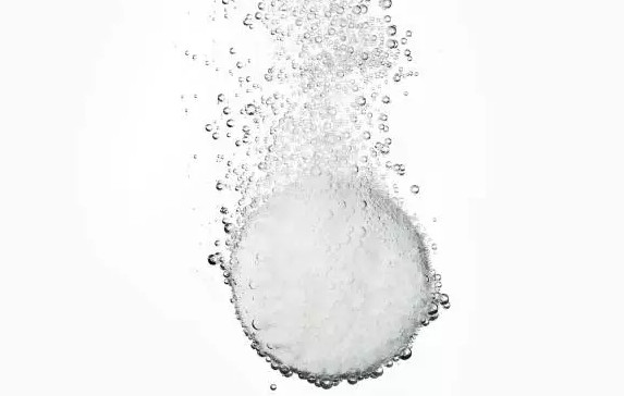 蘇打水是碳酸飲料嗎？蘇打水和碳酸飲料的區(qū)別