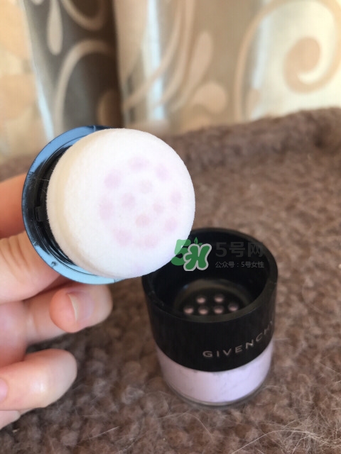 紀梵希蘑菇散粉色號怎么選？紀梵希蘑菇散粉色號試色