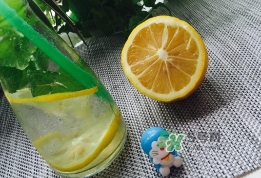 蘇打水有什么作用？喝蘇打水有什么好處