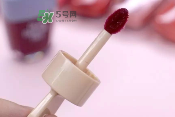 愛麗小屋冰淇淋唇釉哪個好看？愛麗小屋冰淇淋唇釉試色