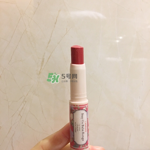 保濕口紅哪個(gè)牌子好？什么牌子的口紅保濕效果好