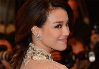 俠盜聯(lián)盟葉紅開(kāi)的車(chē)什么型號(hào)_多少錢(qián)？