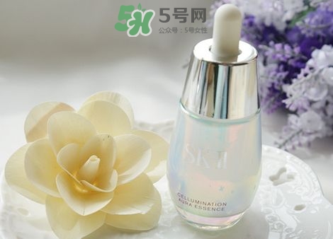 sk2小紅瓶和小燈泡精華哪個(gè)好？sk2小燈泡和小銀瓶精華區(qū)別