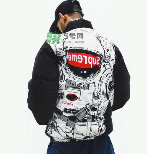 supreme抄襲是真的嗎？supreme抄襲的是哪件？