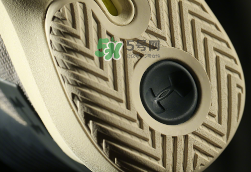 under armour drive 4怎么樣？ua安德瑪drive 4測評