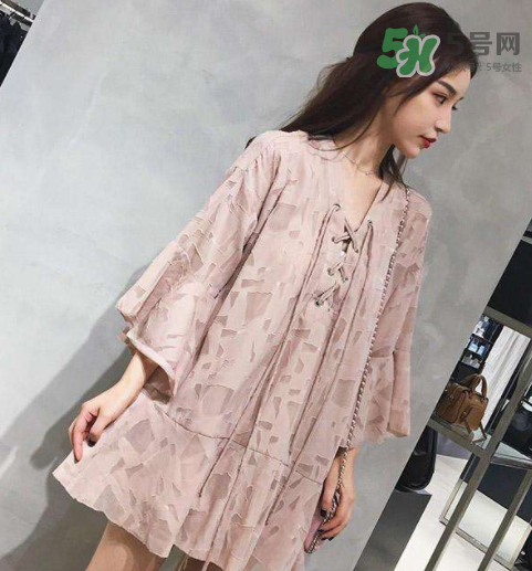 9月份可以穿裙子嗎？九月份還可以穿裙子嗎？