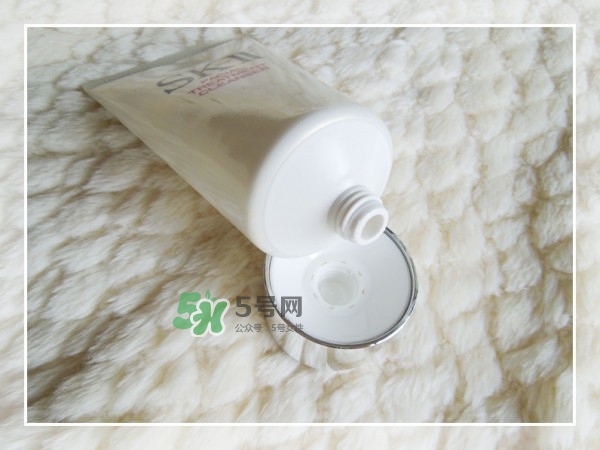 SK2護(hù)膚潔面霜怎么樣？sk2潔面霜是洗面奶嗎？