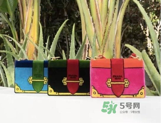 2017七夕可以送包包嗎？2017七夕送什么包包？