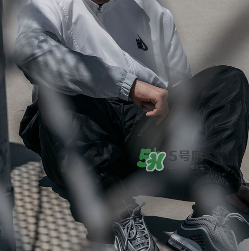 nikelab2017秋冬heritage復(fù)古運(yùn)動(dòng)服怎么樣？