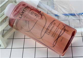 蘭芝清透亮膚潔顏油多少錢(qián)？蘭芝清透亮膚潔顏油價(jià)格