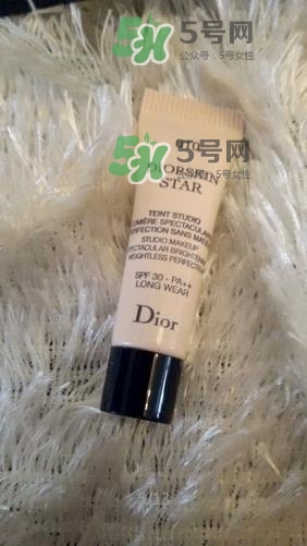 迪奧星光亮妍粉底液怎么樣？迪奧凝脂星光亮妍粉底液價格