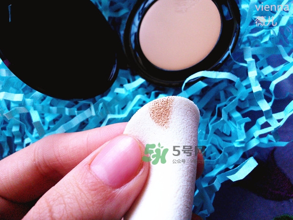 Bobbi Brown芭比波朗粉凝霜怎么樣？芭比波朗無感持妝粉凝霜好用嗎？