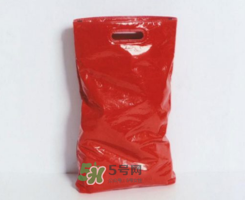 helmut lang垃圾袋包包多少錢？helmut lang垃圾袋手提包價(jià)格