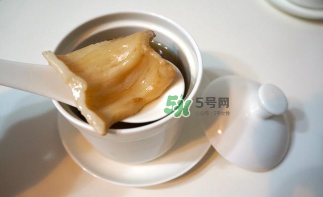 產(chǎn)后吃燕窩好還是花膠？花膠和燕窩可以一起吃嗎？