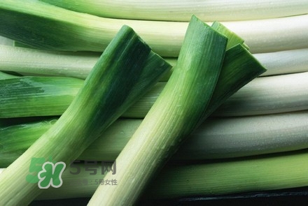 男人吃蔥壯陽嗎？男人吃蔥有什么好處？