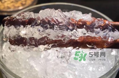 燕窩里面含有激素嗎？燕窩兒童吃了會(huì)不會(huì)性早熟？