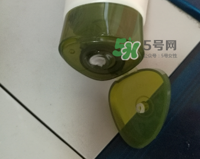 一葉子補(bǔ)水潔面乳怎么樣？一葉子補(bǔ)水洗面奶好用嗎？