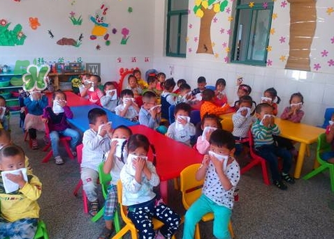 第一次送孩子去幼兒園，你是哪種家長？