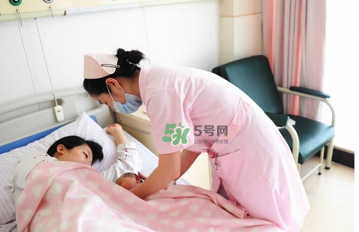 順產(chǎn)時怎么用力和呼吸？順產(chǎn)時怎么配合醫(yī)生？