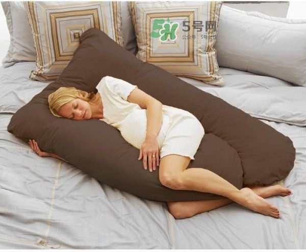 多胞胎順產(chǎn)怎么生？多胞胎剖腹產(chǎn)和單胎剖腹產(chǎn)的區(qū)別